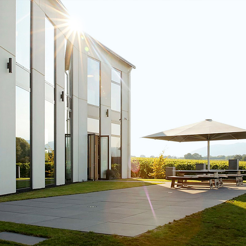 Vinothek Karl Pfaffmann Sonne genießen